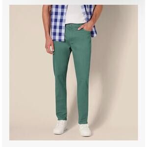 NWT Amazon Essentials Men's 5-Pocket Stretch Twill Pants Green, size 32W x 33L.